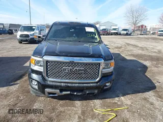 2016 GMC Sierra 2500HD Denali z VIN 1GT12UE80GF115452, wystawiony jako IAAI lot #41537973 z przebiegiem 182 800 mil mil oraz . Historia ofert i sprzedaży dostępna na DreamBid. Obrazek 12.