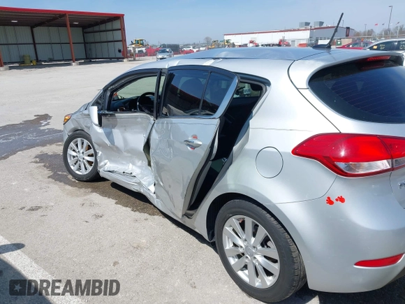 2015 Kia Forte EX with VIN KNAFX5A89F5371559, listed as a IAAI auction lot 41922050 with Not Provided miles and . Bid and sale history available at DreamBid. Image 17.