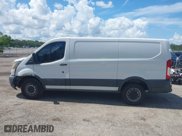 2016 Ford Transit Cargo с VIN 1FTYR1YM2GKB07832, выставлен на аукционе IAAI как лот 42614414 с пробегом Не указан миль и . История ставок и продаж доступна на DreamBid. Изображение 14.