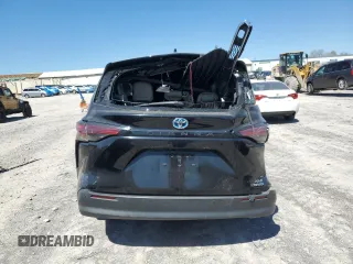 2022 Toyota Sienna XLE with VIN 5TDYRKEC8NS106689, listed as a Copart auction lot 49428235 with 115,719 mi miles and Salvage Title. Bid and sale history available at carsss.com. Image 6.