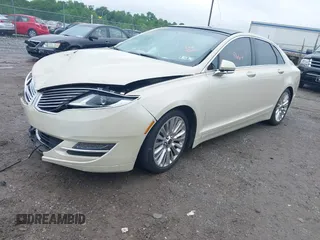 2015 Lincoln MKZ with VIN 3LN6L2JK9FR622100, listed as a IAAI auction lot 42269664 with 52,287 mi miles and . Bid and sale history available at DreamBid. Image 17.
