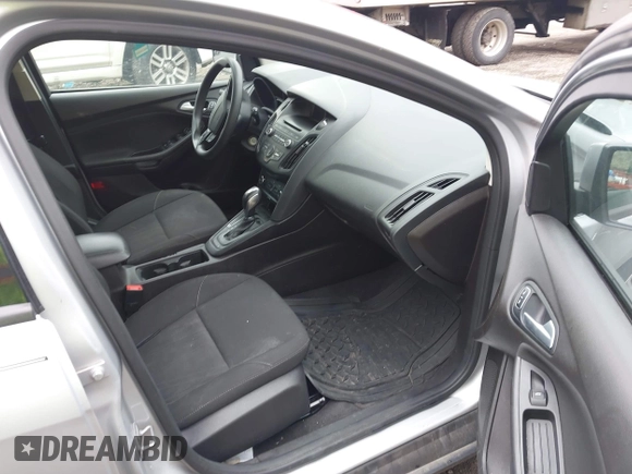 2016 Ford Focus SE with VIN 1FADP3K22GL367476, listed as a IAAI auction lot 42116936 with 125,241 mi miles and . Bid and sale history available at carsss.com. Image 5.