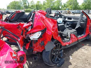2019 Chevrolet Blazer z VIN 3GNKBBRA8KS689220, wystawiony jako IAAI lot #42340406 z przebiegiem 91 187 mil mil oraz . Historia ofert i sprzedaży dostępna na DreamBid. Obrazek 4.