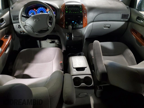 2010 Toyota Sienna XLE with VIN 5TDYK4CC6AS303213, listed as a Copart auction lot 54831745 with 195,853 mi miles and Clean Title. Bid and sale history available at carsss.com. Image 8.