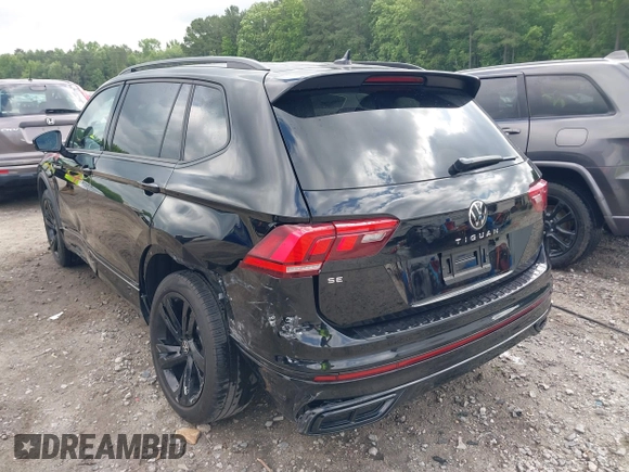 2023 Volkswagen Tiguan SE R-Line Black с VIN 3VVCB7AX3PM131427, выставлен на аукционе IAAI как лот 42314267 с пробегом 19 250 миль миль и . История ставок и продаж доступна на DreamBid. Изображение 3.