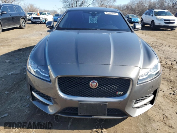 2016 Jaguar XF 35t R-Sport with VIN SAJBF4BV3GCY02818, listed as a Copart auction lot 41809794 with 64,580 mi miles. Bid and sale history available at carsss.com. Image 5.