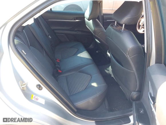 2018 Toyota Camry LE with VIN 4T1B11HK7JU099875, listed as a IAAI auction lot 41503123 with 60,202 mi miles. Bid and sale history available at carsss.com. Image 8.