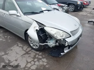 2004 Lexus ES 330 with VIN JTHBA30G045029624, listed as a IAAI auction lot 42006744 with 116,444 mi miles. Bid and sale history available at carsss.com. Image 6.