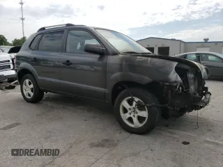 2008 Hyundai Tucson GLS with VIN KM8JM12B88U733619, listed as a Copart auction lot 68029124 with 0 mi miles and Salvage Title. Bid and sale history available at carsss.com. Image 4.