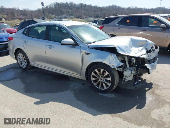 2016 Kia Optima LX with VIN 5XXGT4L32GG009150, listed as a IAAI auction lot 41761139 with 114,081 mi miles. Bid and sale history available at carsss.com. Image 1.