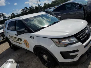 2017 Ford Police Interceptor Utility z VIN 1FM5K8ARXHGB83143, wystawiony jako Copart lot #61688935 z przebiegiem Nie podano mil oraz Szkoda całkowita • Salvage title. Historia ofert i sprzedaży dostępna na DreamBid. Obrazek 4.