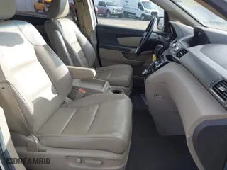 2013 Honda Odyssey EX-L with VIN 5FNRL5H68DB044937, listed as a IAAI auction lot 41196364 with 145,899 mi miles. Bid and sale history available at carsss.com. Image 5.