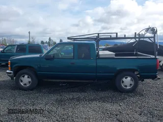 1997 Chevrolet Silverado 1500 with VIN 1GCEK19RXVE110345, listed as a IAAI auction lot 41911626 with 261,908 mi miles and . Bid and sale history available at DreamBid. Image 15.