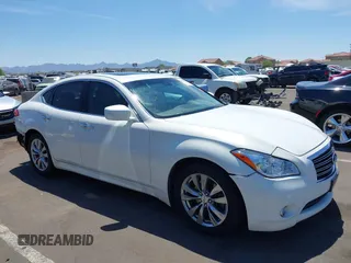 2012 Infiniti M с VIN JN1BY1AP9CM330495, выставлен на аукционе IAAI как лот 42809823 с пробегом 143 549 миль миль и . История ставок и продаж доступна на DreamBid. Изображение 1.