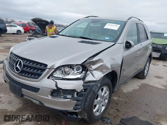2006 Mercedes-Benz M 350 with VIN 4JGBB86E46A046269, listed as a IAAI auction lot 41561966 with 117,012 mi miles and . Bid and sale history available at DreamBid. Image 6.