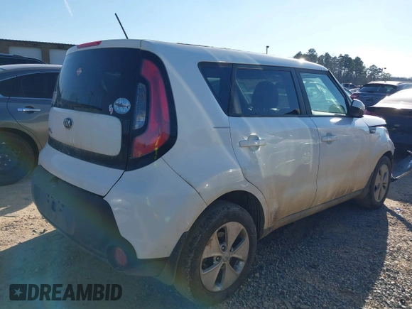 2014 Kia Soul with VIN KNDJN2A28E7022716, listed as a IAAI auction lot 41487053 with 226,757 mi miles. Bid and sale history available at carsss.com. Image 4.