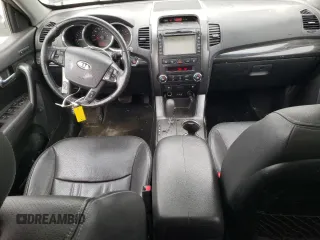 2013 Kia Sorento EX with VIN 5XYKUDA22DG370208, listed as a Copart auction lot 52539585 with 265,133 mi miles and Salvage title. Bid and sale history available at DreamBid. Image 8.