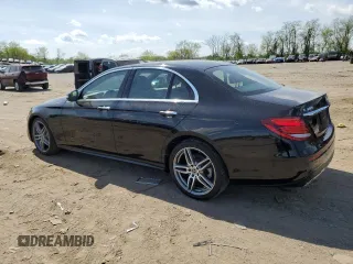 2019 Mercedes-Benz E-Class E 300 with VIN WDDZF4KB8KA606628, listed as a Copart auction lot 53995865 with 124,116 mi miles and Clean Title. Bid and sale history available at carsss.com. Image 2.