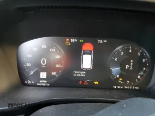 2020 Volvo XC40 Inscription with VIN YV4162UL2L2217591, listed as a Copart auction lot 48602535 with 69,768 mi miles and Salvage Title. Bid and sale history available at DreamBid. Image 9.