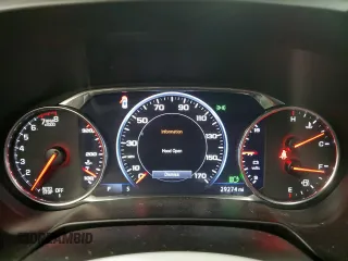 2021 Chevrolet Blazer RS z VIN 3GNKBKRS8MS542374, wystawiony jako Copart lot #56695675 z przebiegiem 29 274 mil mil oraz Szkoda całkowita • Salvage title. Historia ofert i sprzedaży dostępna na DreamBid. Obrazek 9.