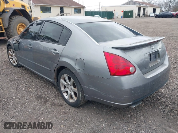 2007 Nissan Maxima 3.5 SL with VIN 1N4BA41E47C857086, listed as a IAAI auction lot 42026124 with 999,999 mi miles. Bid and sale history available at carsss.com. Image 3.