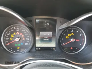 2019 Mercedes-Benz GLC 300 with VIN WDC0G4KB4KV195778, listed as a Copart auction lot 61742345 with 134,181 mi miles and Salvage title. Bid and sale history available at DreamBid. Image 9.