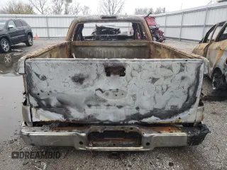 2006 Ford F-150 XL with VIN 1FTPW14V96FB33385, listed as a Copart auction lot 80240884 with 0 mi miles and Non Repairable. Bid and sale history available at carsss.com. Image 6.