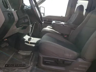 2010 Ford F-250 XL with VIN 1FTSX2B57AEA94424, listed as a Copart auction lot 52592675 with 243,149 mi miles and Salvage title. Bid and sale history available at DreamBid. Image 7.
