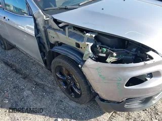 2017 Jeep Cherokee Sport with VIN 1C4PJLAB4HW603099, listed as a IAAI auction lot 41663602 with 150,662 mi miles. Bid and sale history available at carsss.com. Image 6.