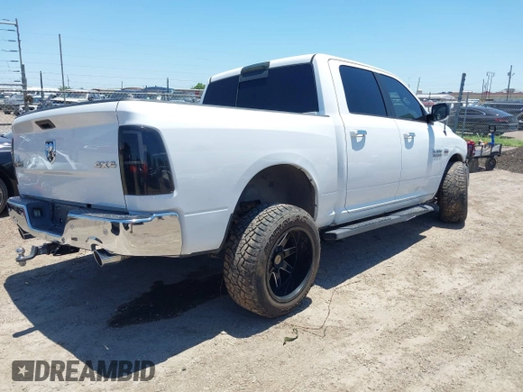 2017 Ram 1500 Big Horn z VIN 3C6RR7LTXHG608439, wystawiony jako IAAI lot #42239600 z przebiegiem 92 038 mil mil oraz . Historia ofert i sprzedaży dostępna na DreamBid. Obrazek 4.