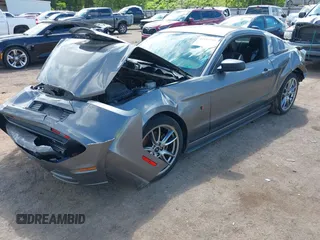 2013 Ford Mustang V6 с VIN 1ZVBP8AM7D5262785, выставлен на аукционе IAAI как лот 42198749 с пробегом 95 513 миль миль и . История ставок и продаж доступна на DreamBid. Изображение 17.