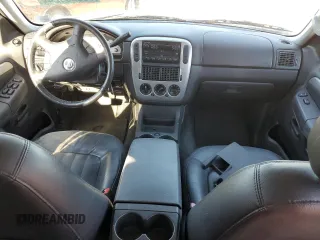 2005 Mercury Mountaineer Convenience z VIN 4M2DU86W75UJ04298, wystawiony jako Copart lot #73365924 z przebiegiem 167 248 mil mil oraz Szkoda całkowita • Salvage title. Historia ofert i sprzedaży dostępna na DreamBid. Obrazek 8.