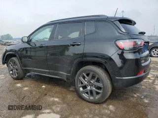 2025 Jeep Compass Limited с VIN 3C4NJDCN0ST540892, выставлен на аукционе Copart как лот 59910355 с пробегом 176 миль миль и Списание • Salvage title. История ставок и продаж доступна на DreamBid. Изображение 2.