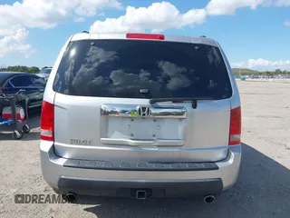 2011 Honda Pilot EX-L with VIN 5FNYF3H63BB014412, listed as a IAAI auction lot 41535137 with 155,100 mi miles and . Bid and sale history available at DreamBid. Image 16.
