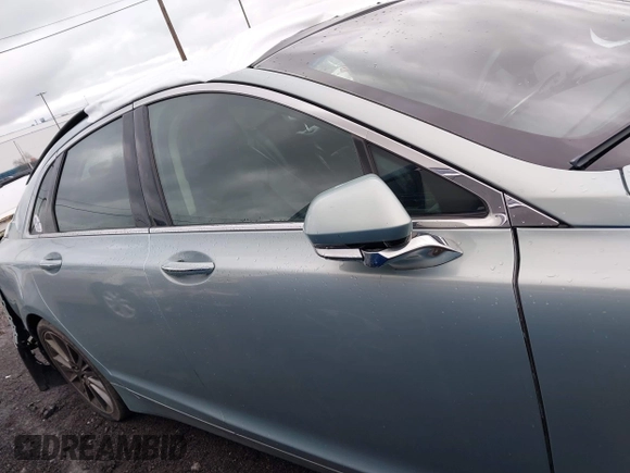 2014 Lincoln MKZ Hybrid with VIN 3LN6L2LU2ER813239, listed as a IAAI auction lot 42191138 with 126,082 mi miles and . Bid and sale history available at DreamBid. Image 12.