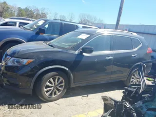 2018 Nissan Rogue SV with VIN JN8AT2MV5JW304330, listed as a IAAI auction lot 41822490 with 128,646 mi miles. Bid and sale history available at carsss.com. Image 14.