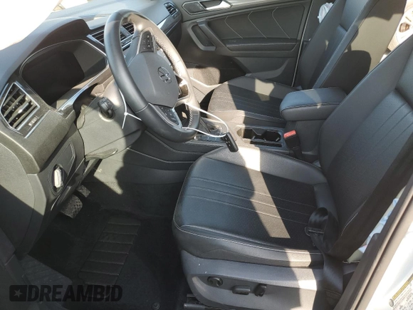 2022 Volkswagen Tiguan SE with VIN 3VV2B7AX4NM089729, listed as a Copart auction lot 55152505 with 49,135 mi miles and Salvage title. Bid and sale history available at DreamBid. Image 7.