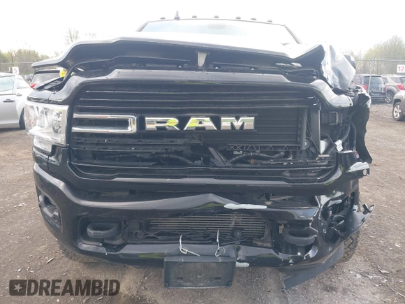 2019 Ram 2500 Big Horn with VIN 3C6UR5JL0KG700152, listed as a IAAI auction lot 42180625 with 94,282 mi miles. Bid and sale history available at carsss.com. Image 6.