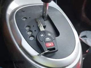 2019 Nissan Sentra S z VIN 3N1AB7AP6KY205658, wystawiony jako IAAI lot #42151392 z przebiegiem 80 395 mil mil oraz . Historia ofert i sprzedaży dostępna na DreamBid. Obrazek 11.