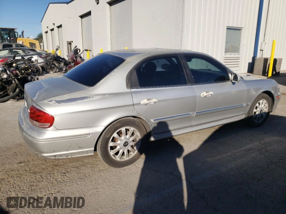 2005 Hyundai Sonata GLS with VIN KMHWF35H15A203808, listed as a Copart auction lot 78097184 with 185,492 mi miles and Salvage Title. Bid and sale history available at carsss.com. Image 3.