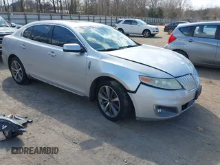 2009 Lincoln MKS with VIN 1LNHM94R29G614732, listed as a IAAI auction lot 41804107 with 193,421 mi miles. Bid and sale history available at carsss.com. Image 1.