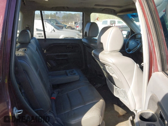 2007 Honda Pilot EX-L with VIN 5FNYF28777B009126, listed as a IAAI auction lot 41721741 with 227,614 mi miles. Bid and sale history available at carsss.com. Image 8.