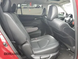 2021 Toyota Highlander XLE with VIN 5TDHZRBH5MS122811, listed as a Copart auction lot 57135585 with 85,703 mi miles and Salvage title. Bid and sale history available at DreamBid. Image 10.