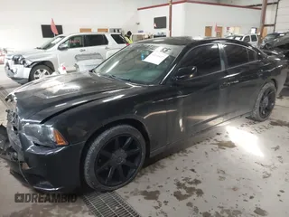 2012 Dodge Charger SXT with VIN 2C3CDXHG5CH132185, listed as a IAAI auction lot 41436027 with 209,648 mi miles. Bid and sale history available at carsss.com. Image 17.