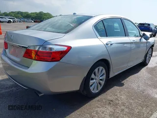 2015 Honda Accord EX-L с VIN 1HGCR2F89FA150253, выставлен на аукционе IAAI как лот 42293502 с пробегом 70 025 миль миль и . История ставок и продаж доступна на DreamBid. Изображение 4.