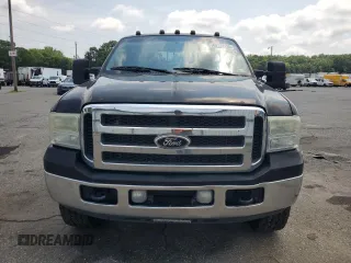 2006 Ford F-250 XL with VIN 1FTSX21556ED55204, listed as a Copart auction lot 62774135 with 266,214 mi miles and Clean title. Bid and sale history available at DreamBid. Image 5.