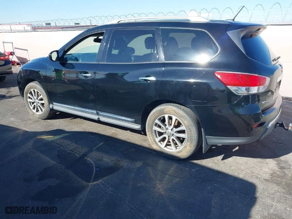 2014 Nissan Pathfinder Platinum with VIN 5N1AR2MN6EC634877, listed as a IAAI auction lot 41935514 with 167,102 mi miles. Bid and sale history available at carsss.com. Image 3.
