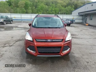 2015 Ford Escape SE with VIN 1FMCU9GX2FUB47068, listed as a Copart auction lot 54772975 with 97,348 mi miles and Salvage Title. Bid and sale history available at DreamBid. Image 5.