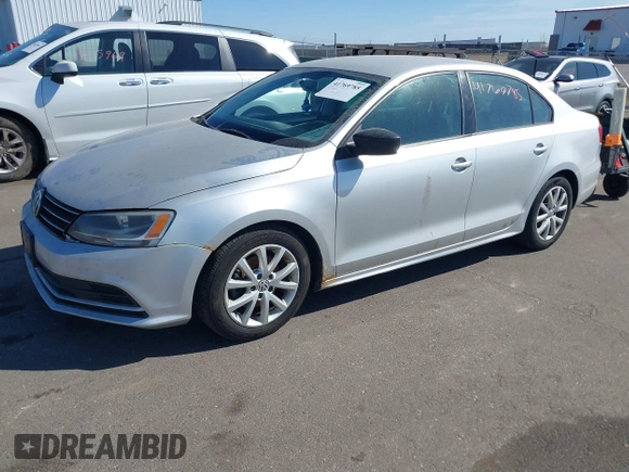 2015 Volkswagen Jetta Sedan 1.8T SE with VIN 3VWD17AJXFM324283, listed as a IAAI auction lot 41769785 with 103,686 mi miles. Bid and sale history available at carsss.com. Image 2.