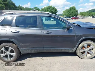 2019 Jeep Cherokee Limited with VIN 1C4PJMDX7KD491415, listed as a IAAI auction lot 39667583 with 65,502 mi miles and . Bid and sale history available at DreamBid. Image 14.